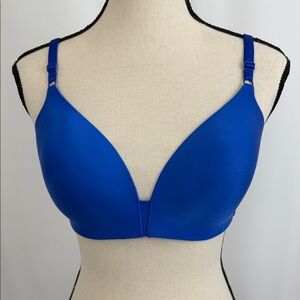 Women’s Victoria's Secret Vibrant Blue No Wire Bra Size 38C
